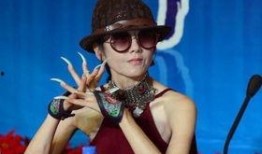 杨丽萍的经纪人爆料视频,独家爆料背后的故事