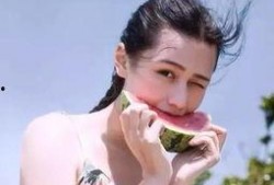 娱乐吃瓜头像女生可爱版,娱乐吃瓜头像女生可爱版，萌化你的视觉体验