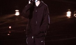 王源江苏卫视爆料视频播放,揭秘明星幕后故事